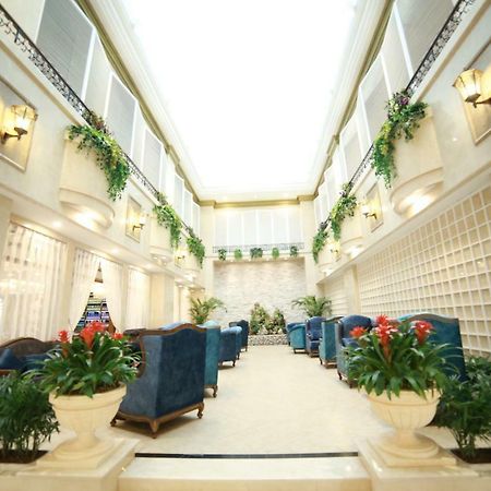 Kerren Hotel Dalian Exterior foto