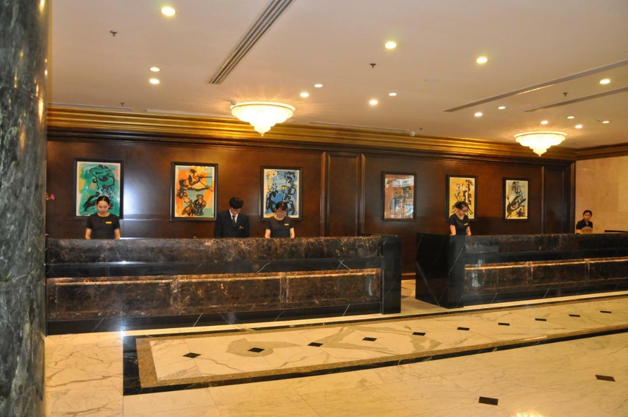 Kerren Hotel Dalian Exterior foto