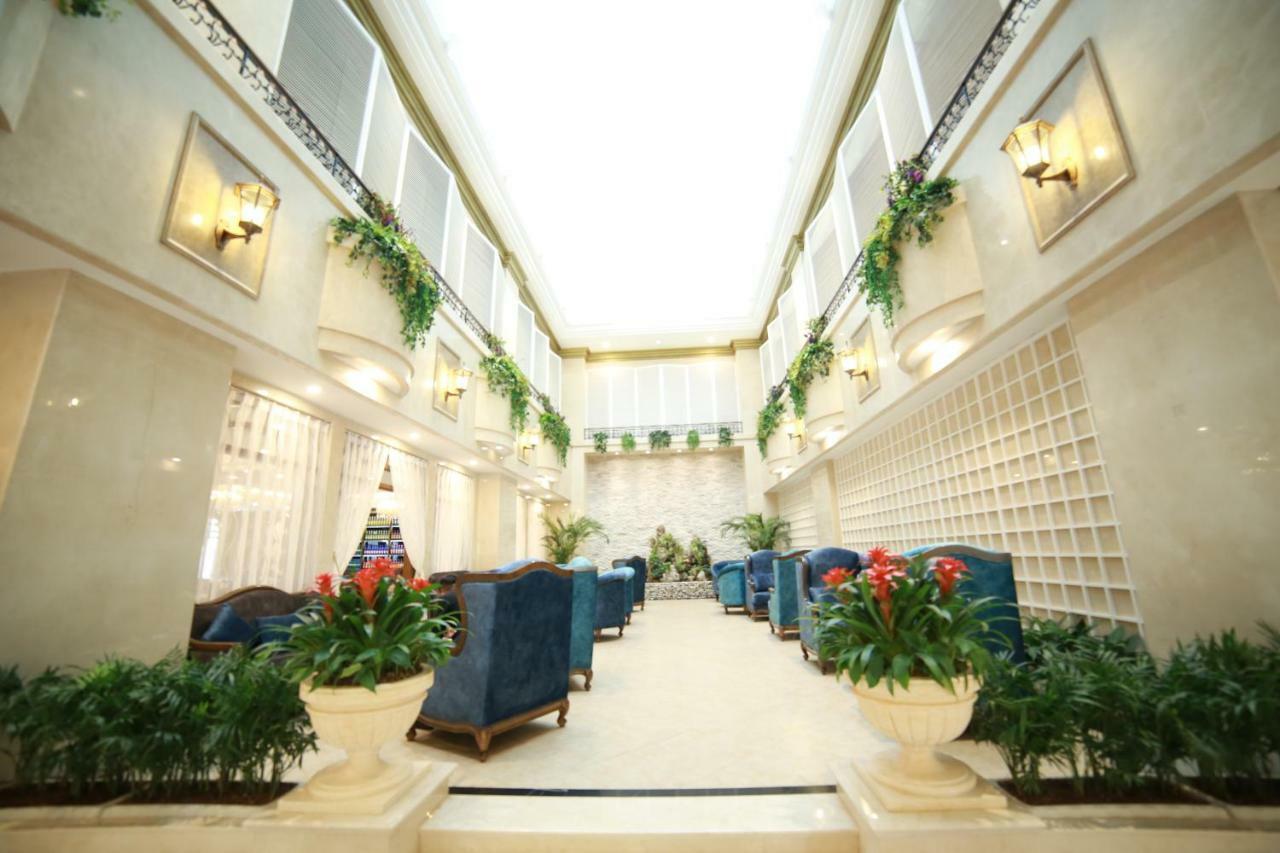 Kerren Hotel Dalian Exterior foto