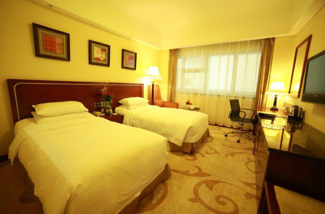 Kerren Hotel Dalian Exterior foto